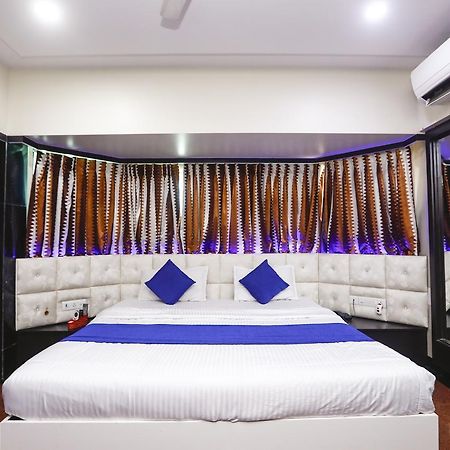 Hotel Kings Palace Mumbai Exterior photo